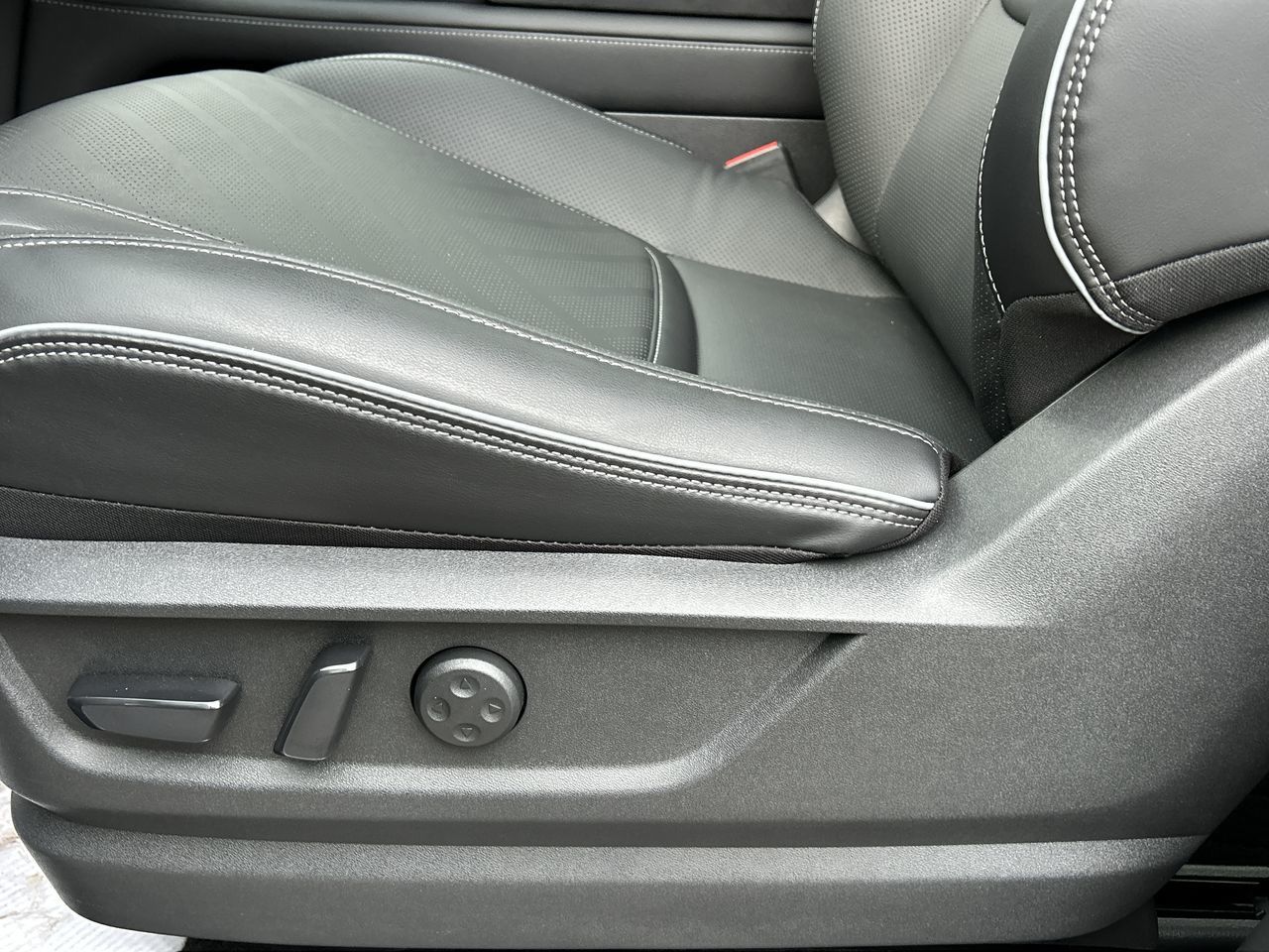 2026 Infiniti QX80 in Mississauga, Ontario