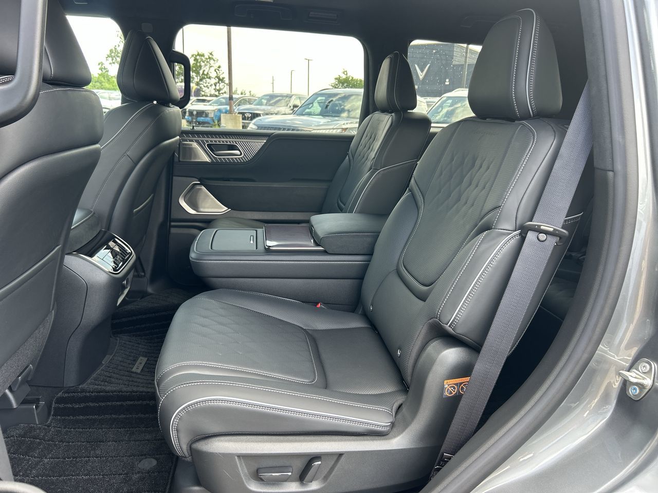 2026 Infiniti QX80 in Mississauga, Ontario