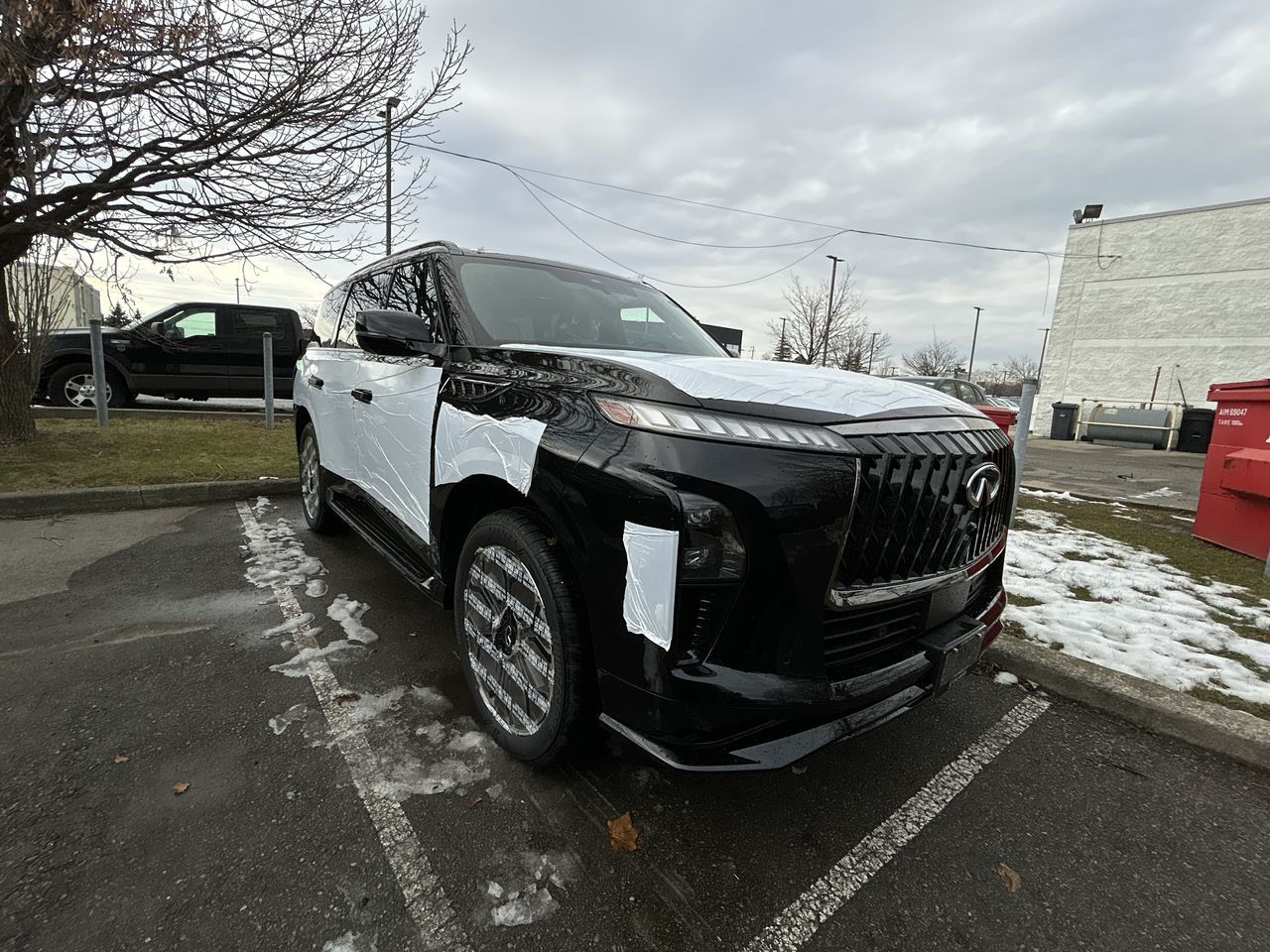 2026 Infiniti QX80 in Mississauga, Ontario