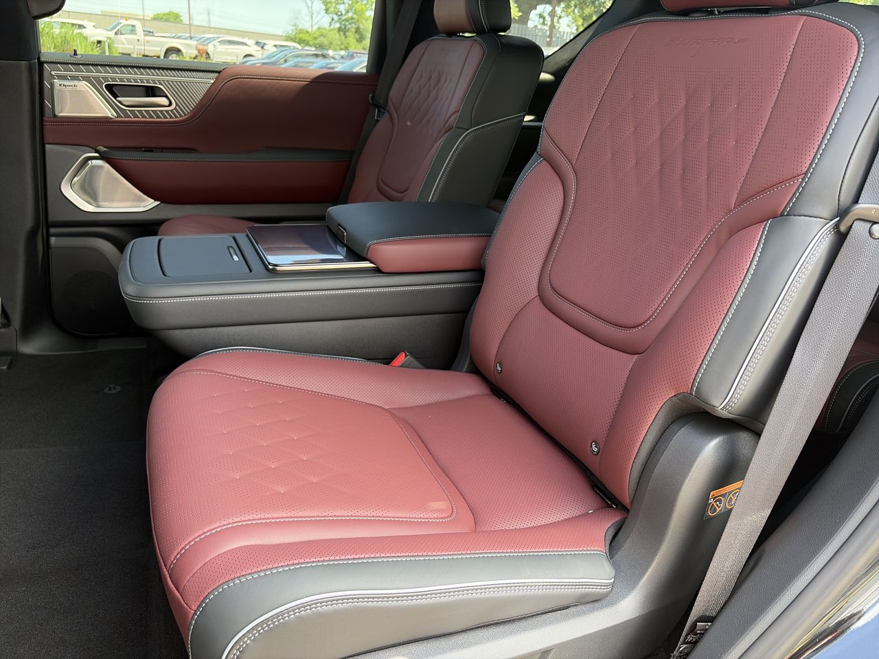 2027 Infiniti QX80