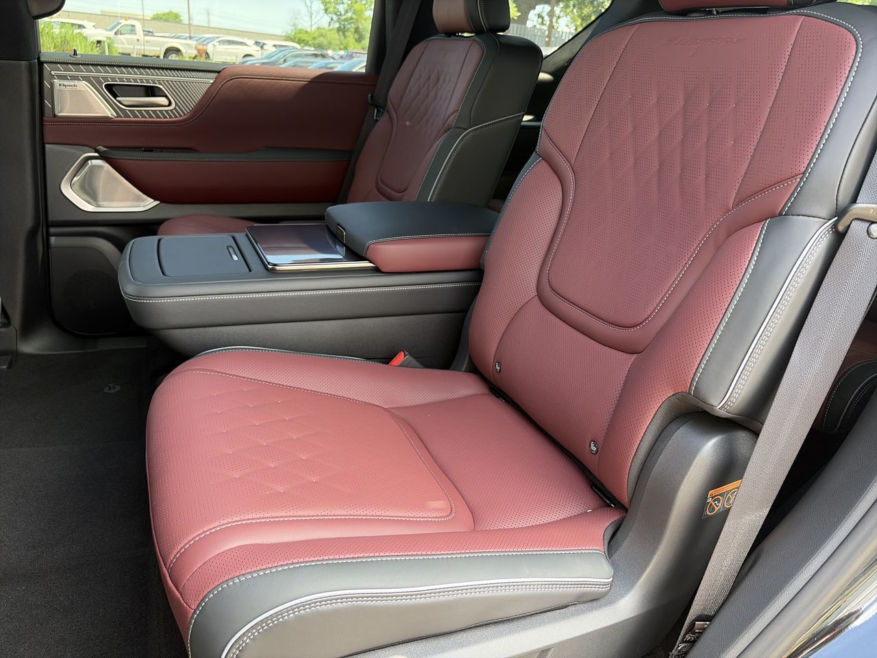 2027 Infiniti QX80