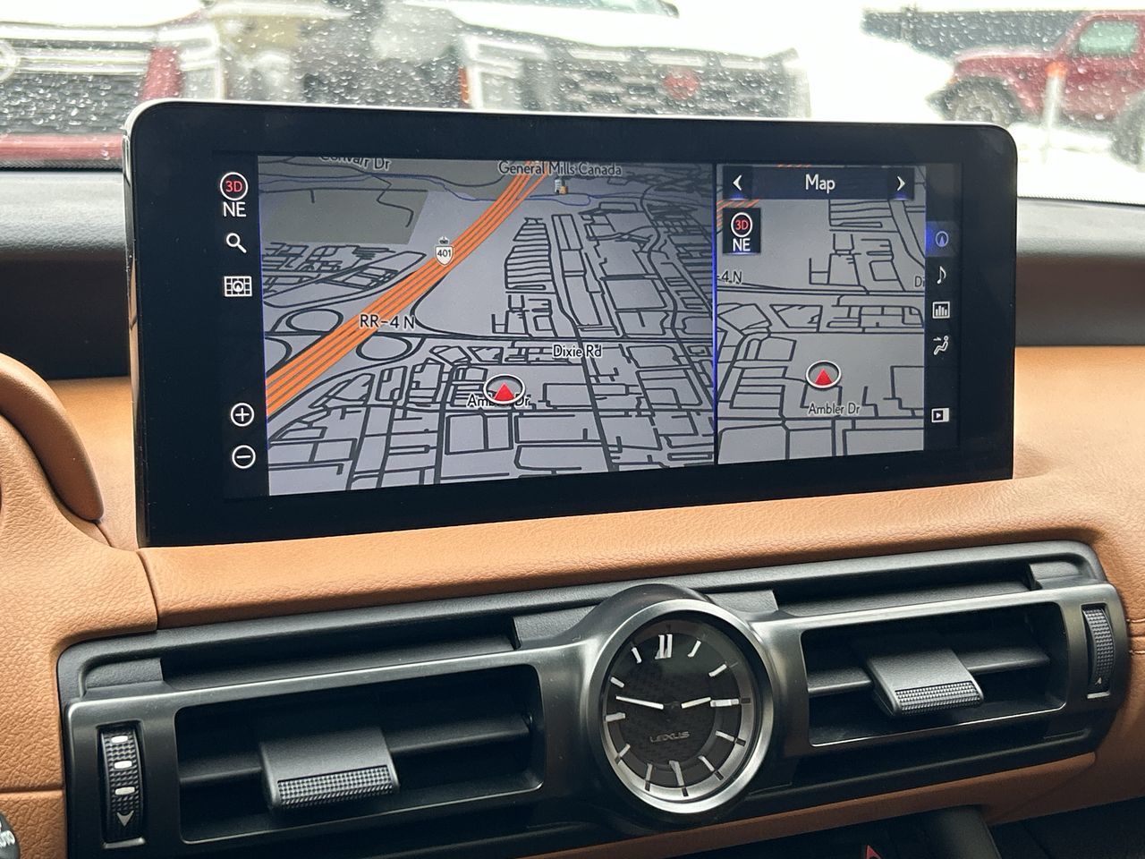 Lexus IS  2024 à Mississauga, Ontario