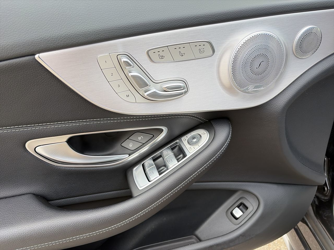 2021 Mercedes-Benz C300