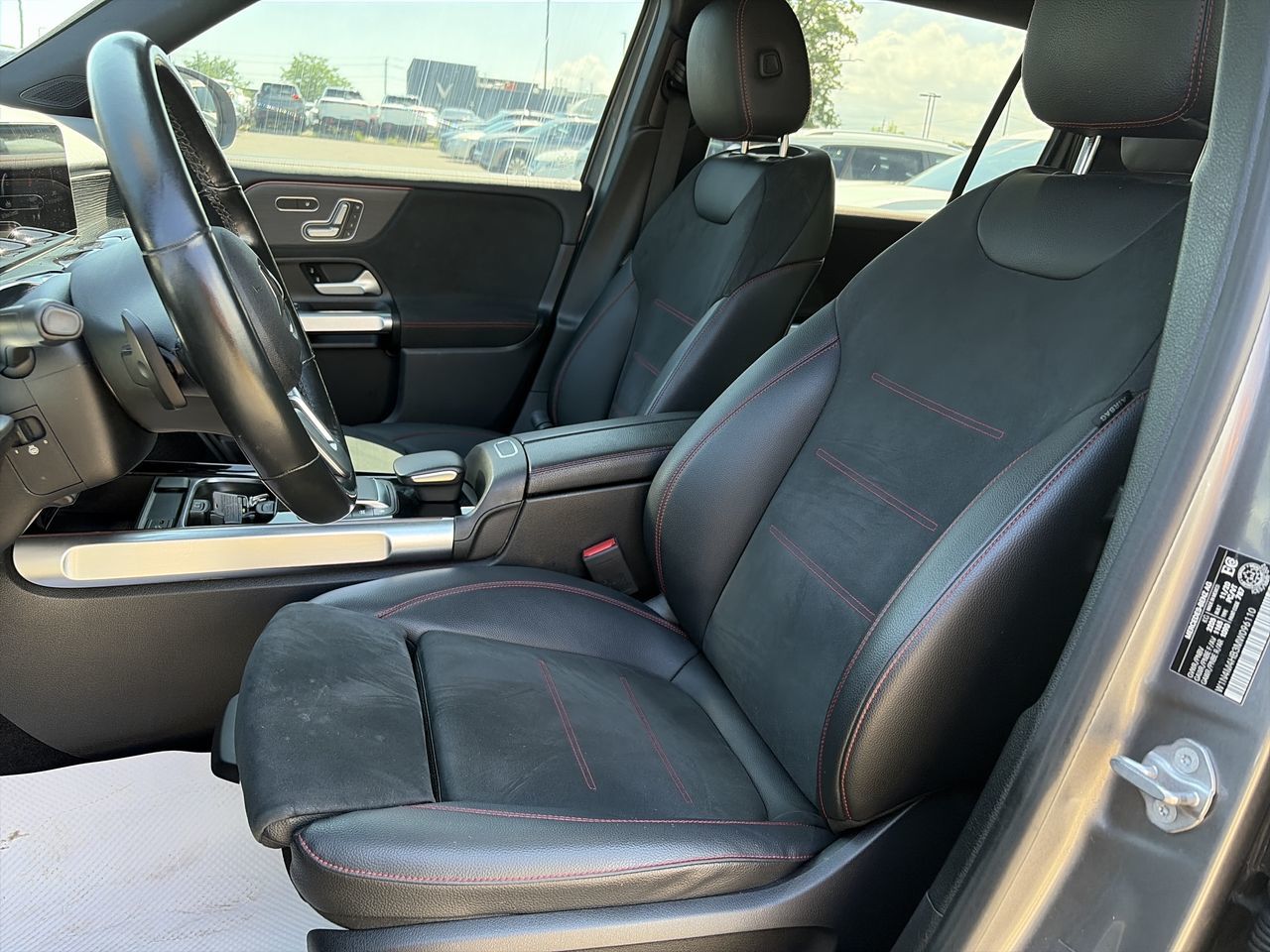 2021 Mercedes-Benz GLB250