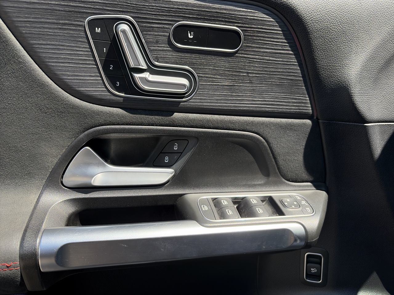 2021 Mercedes-Benz GLB250