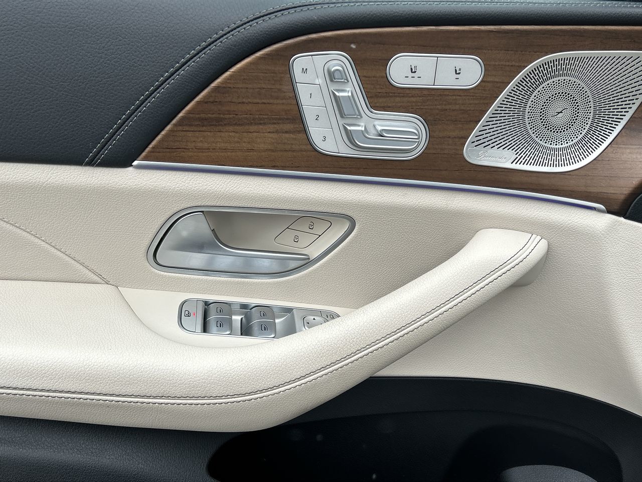2022 Mercedes-Benz GLE450 in Mississauga, Ontario