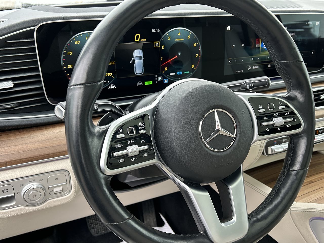 2022 Mercedes-Benz GLE450 in Mississauga, Ontario