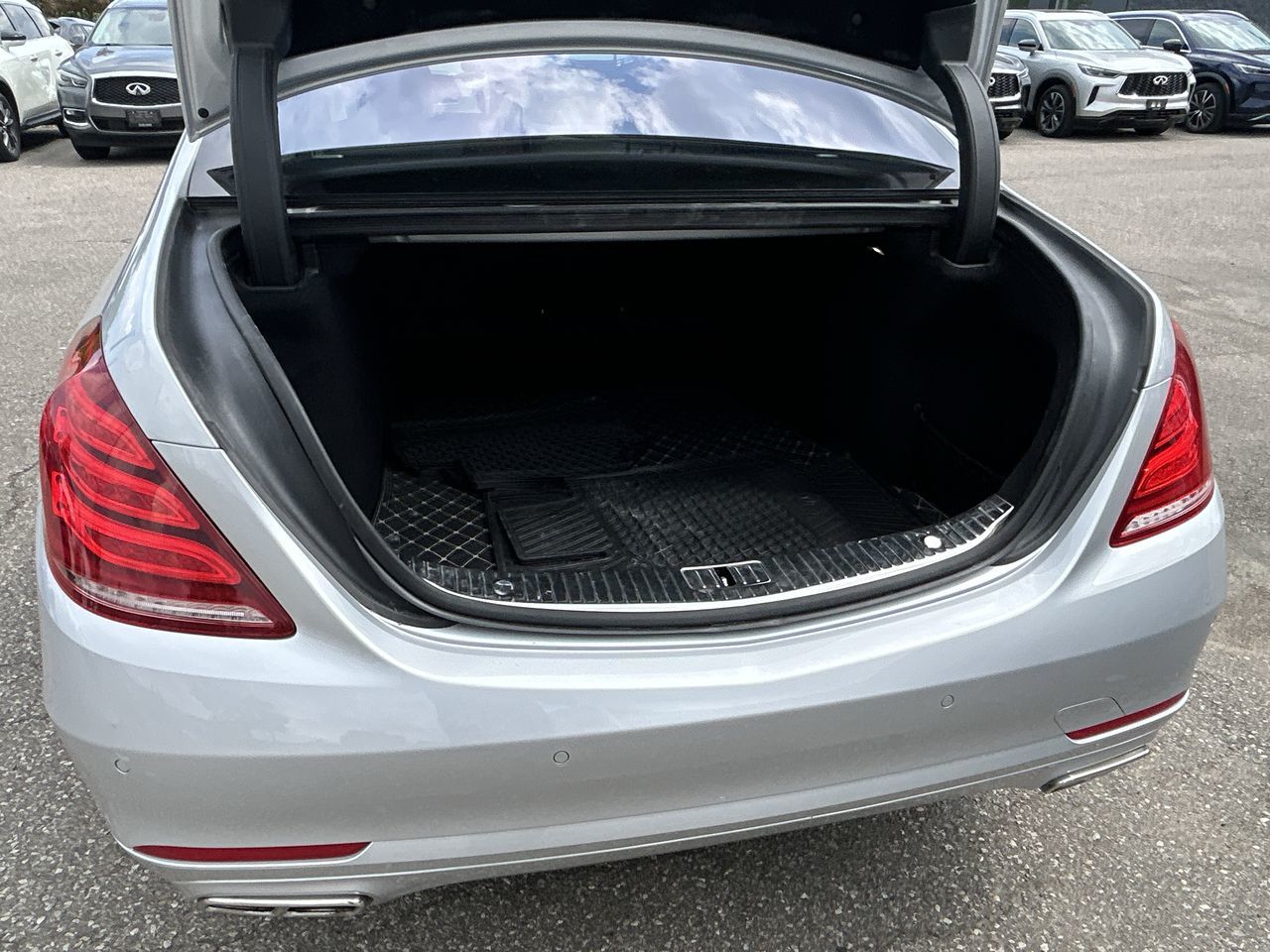 Mercedes-Benz S550  2014 à Mississauga, Ontario