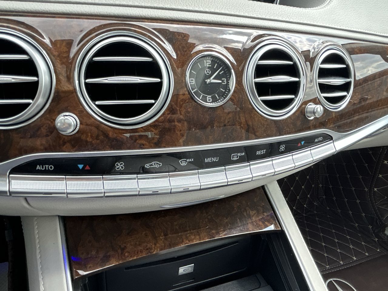 Mercedes-Benz S550  2014 à Mississauga, Ontario