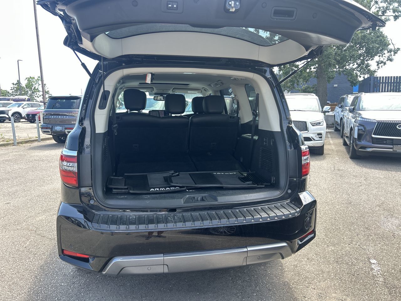 2021 Nissan Armada in Mississauga, Ontario