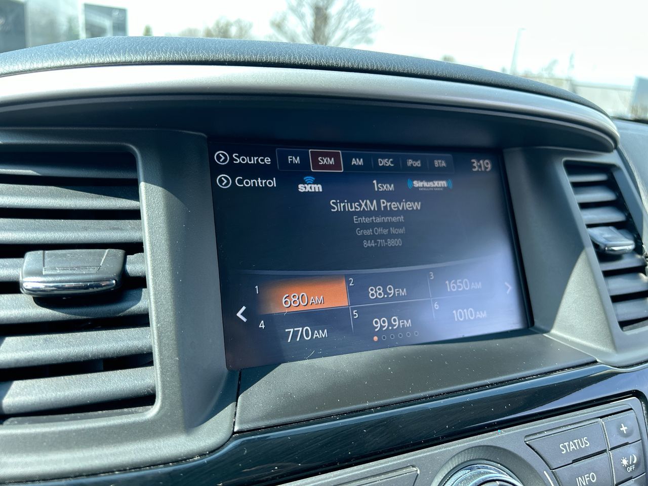 2018 Nissan Pathfinder in Mississauga, Ontario