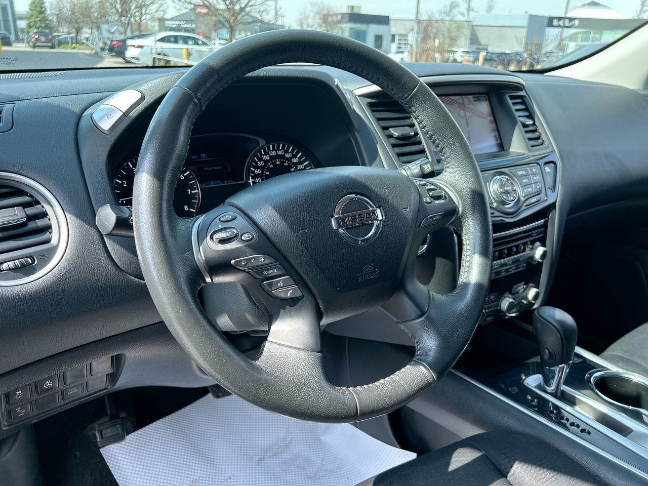 2018 Nissan Pathfinder in Mississauga, Ontario