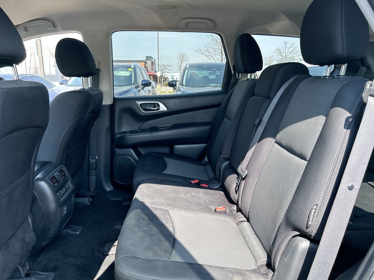 2018 Nissan Pathfinder in Mississauga, Ontario
