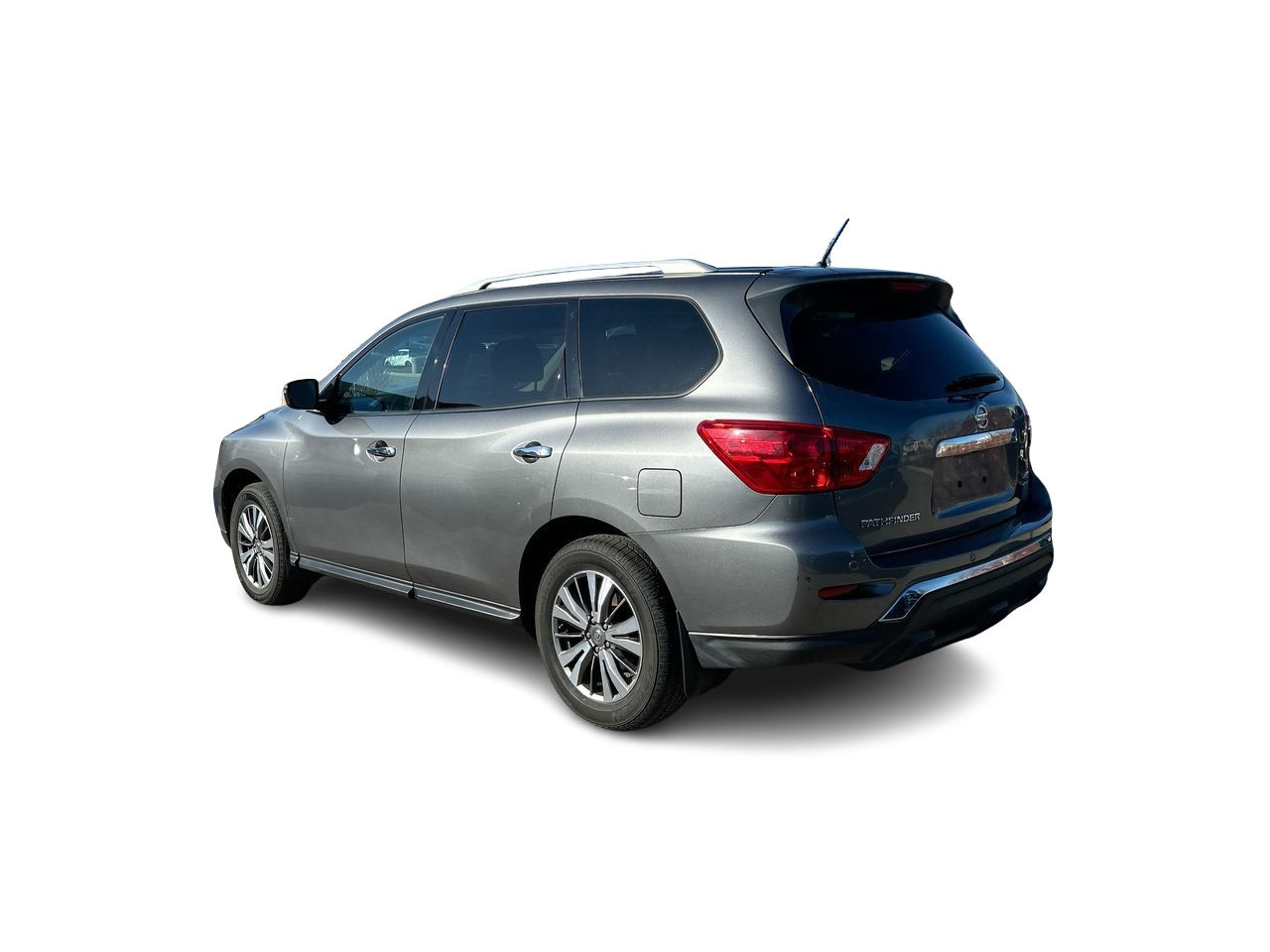 2018 Nissan Pathfinder in Mississauga, Ontario