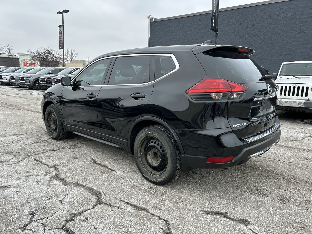 2017 Nissan Rogue in Mississauga, Ontario