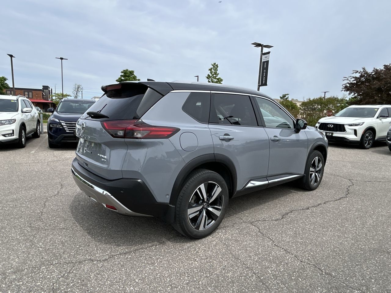 2021 Nissan Rogue in Mississauga, Ontario