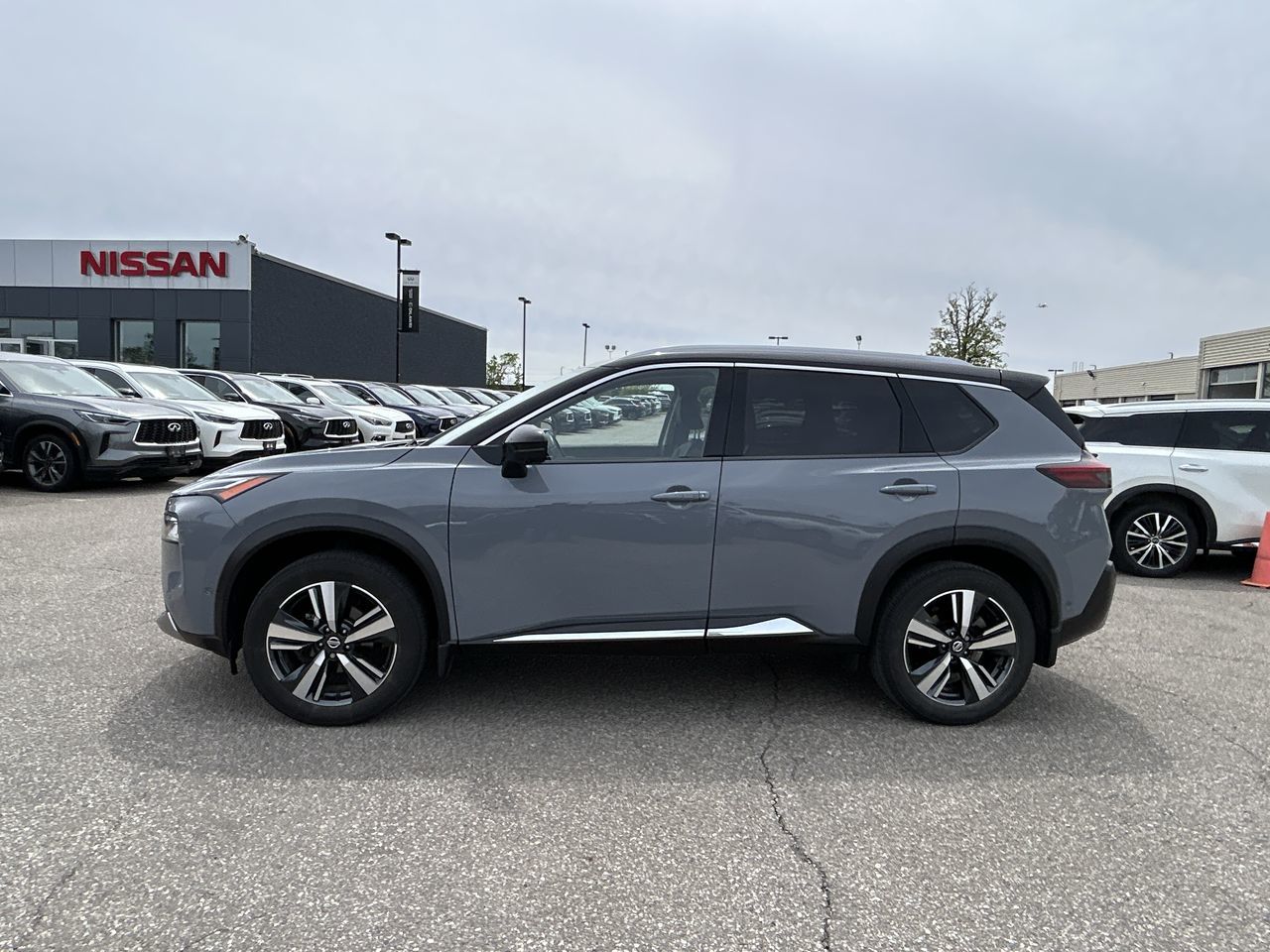 2021 Nissan Rogue in Mississauga, Ontario