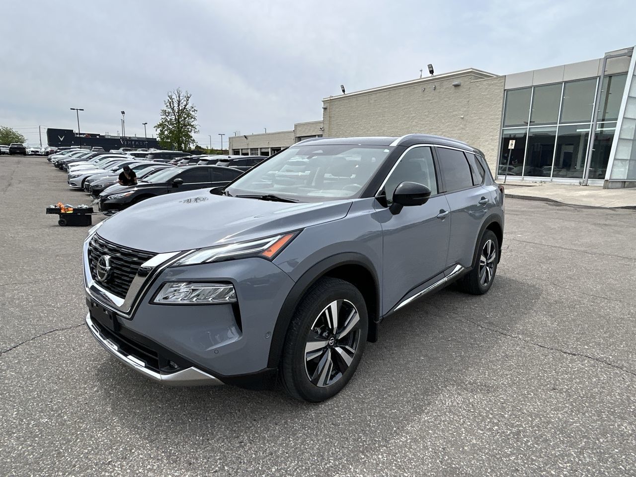 2021 Nissan Rogue in Mississauga, Ontario