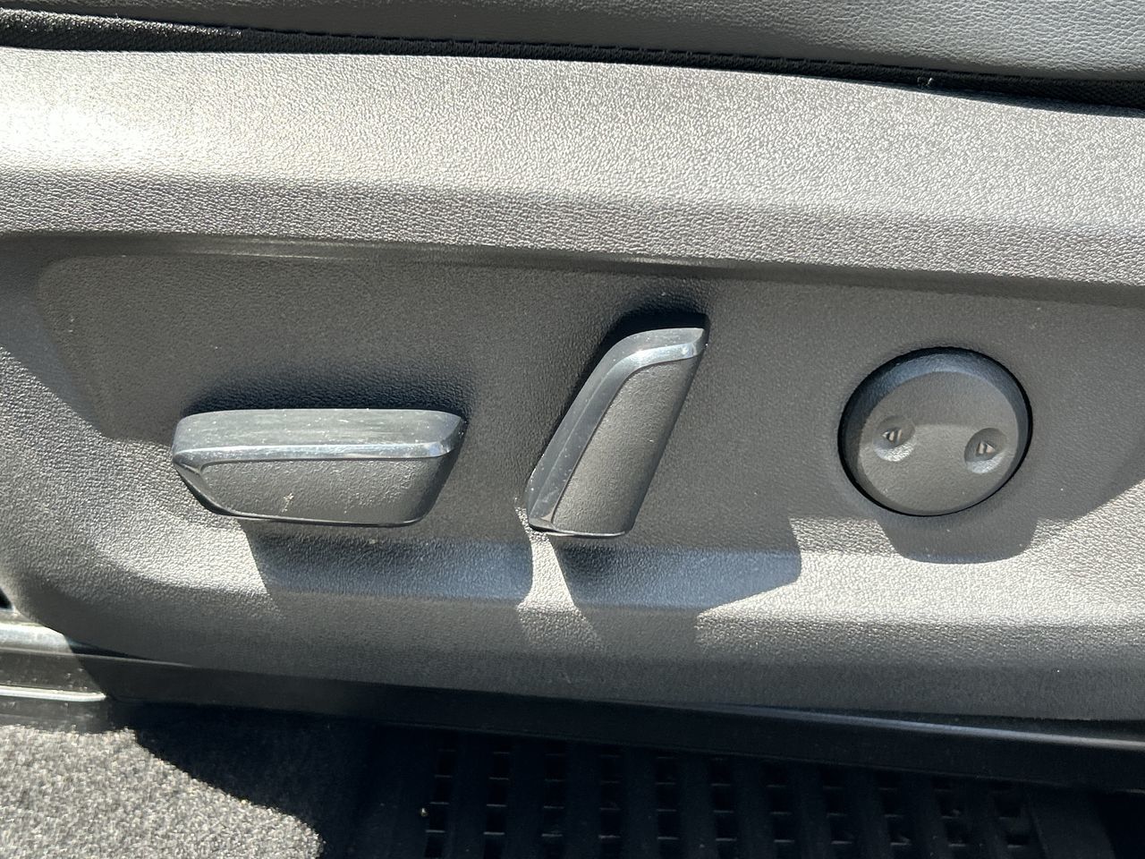 2022 Nissan Rogue in Mississauga, Ontario
