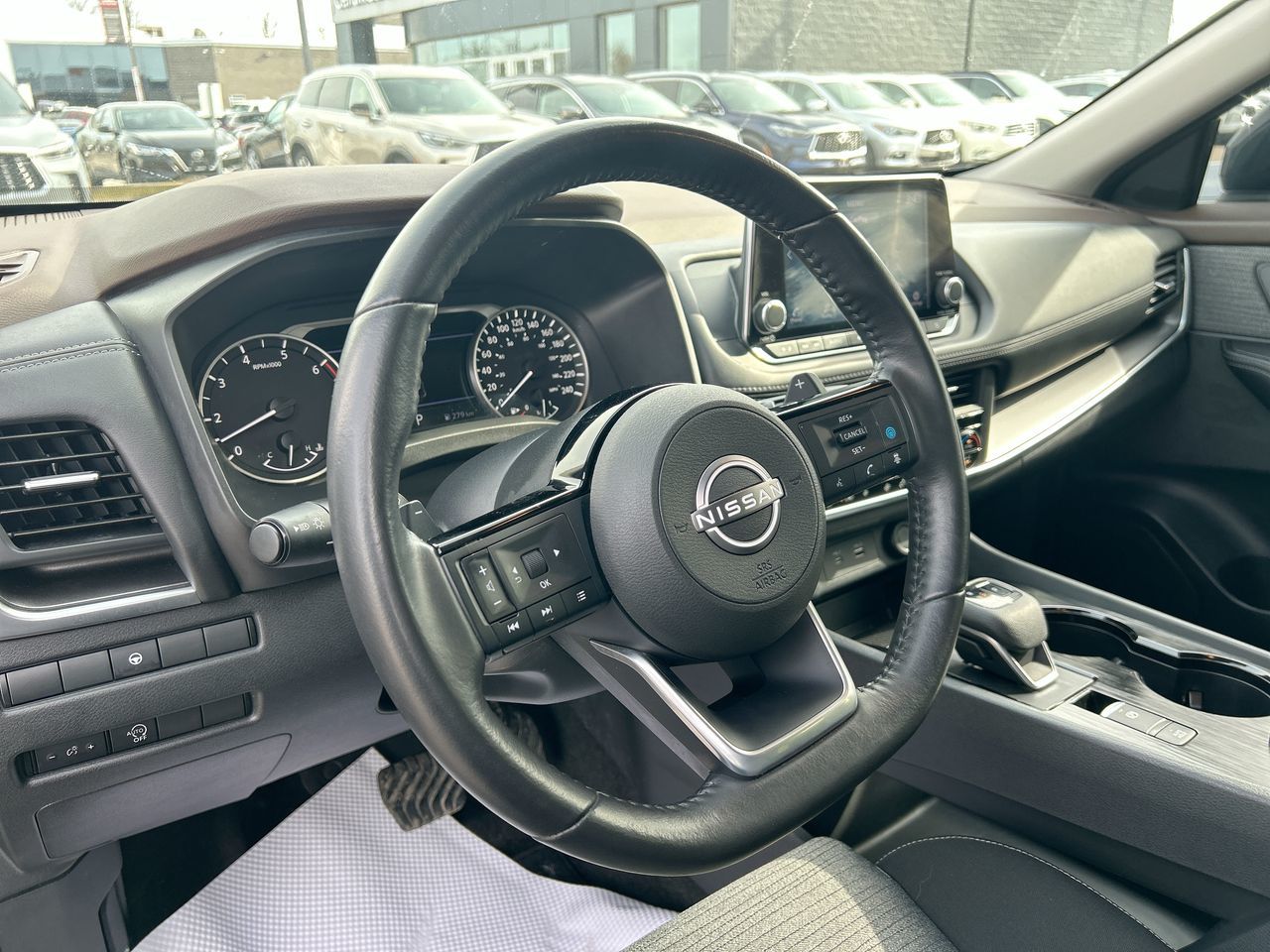 Nissan Rogue  2023 à Mississauga, Ontario