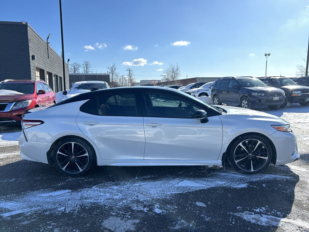 2020 Toyota Camry in Mississauga, Ontario
