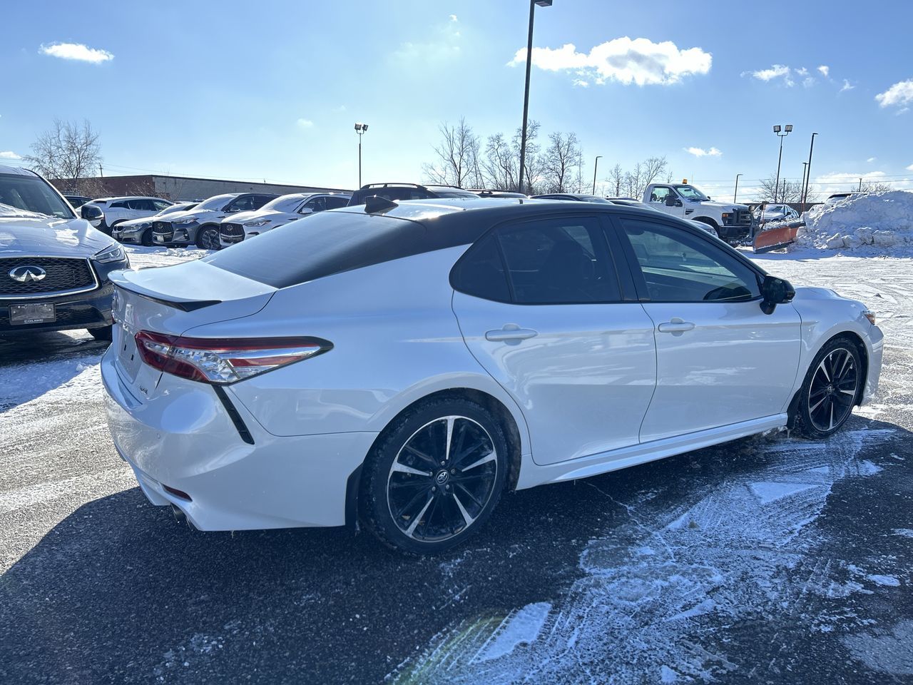 2020 Toyota Camry in Mississauga, Ontario