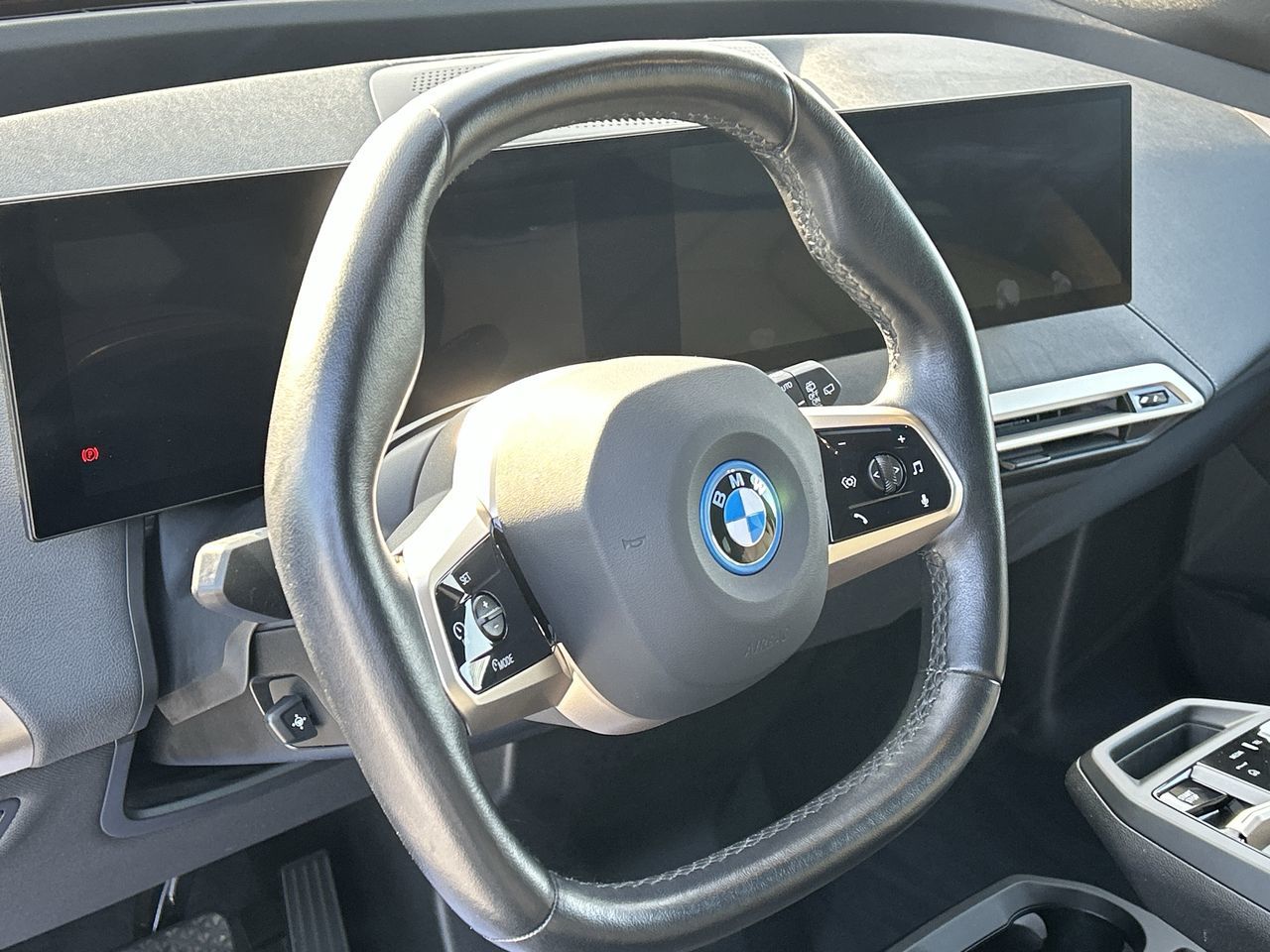 2023 BMW iX in Mississauga, Ontario