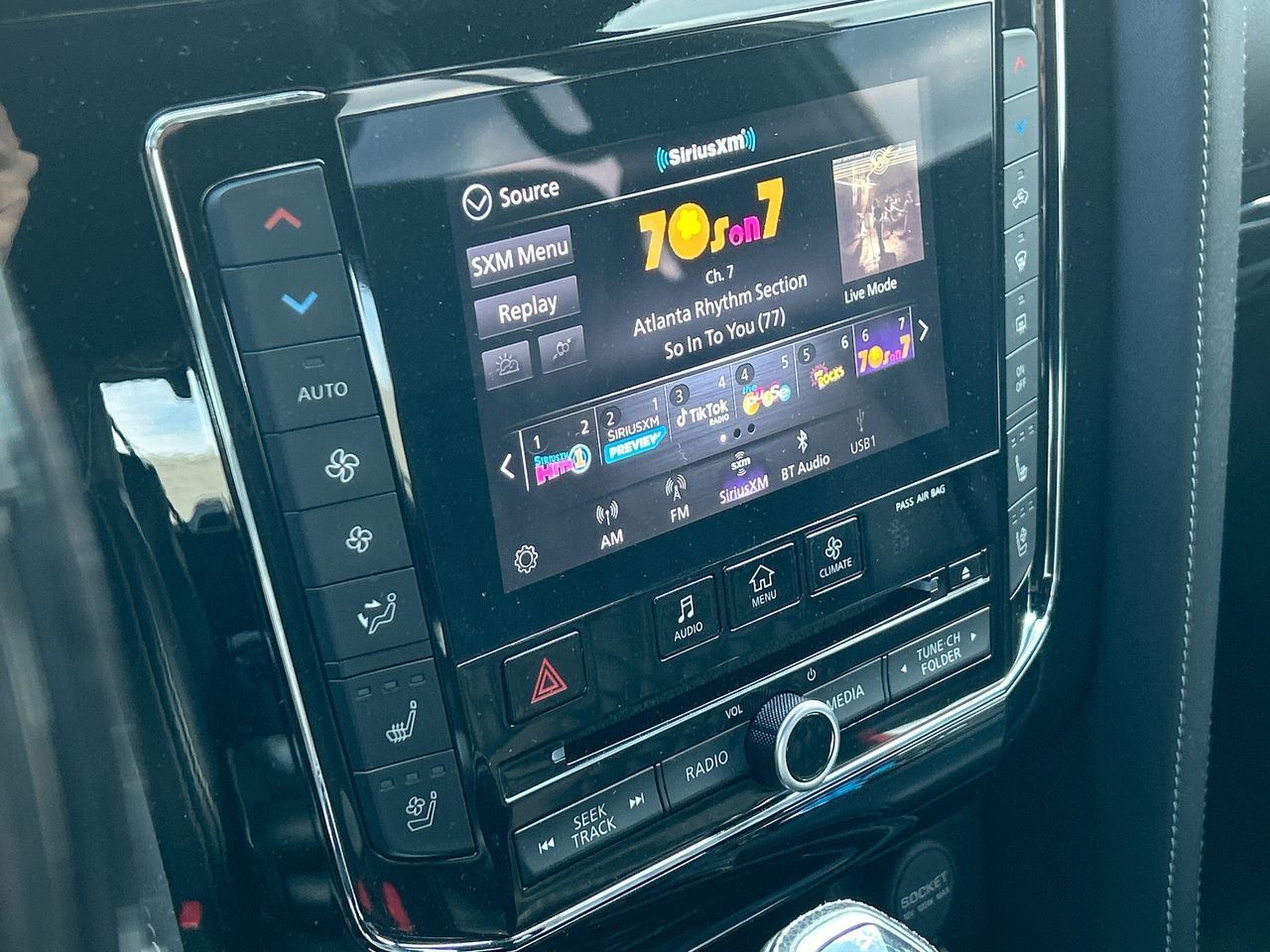 2021 Infiniti QX80 in Mississauga, Ontario