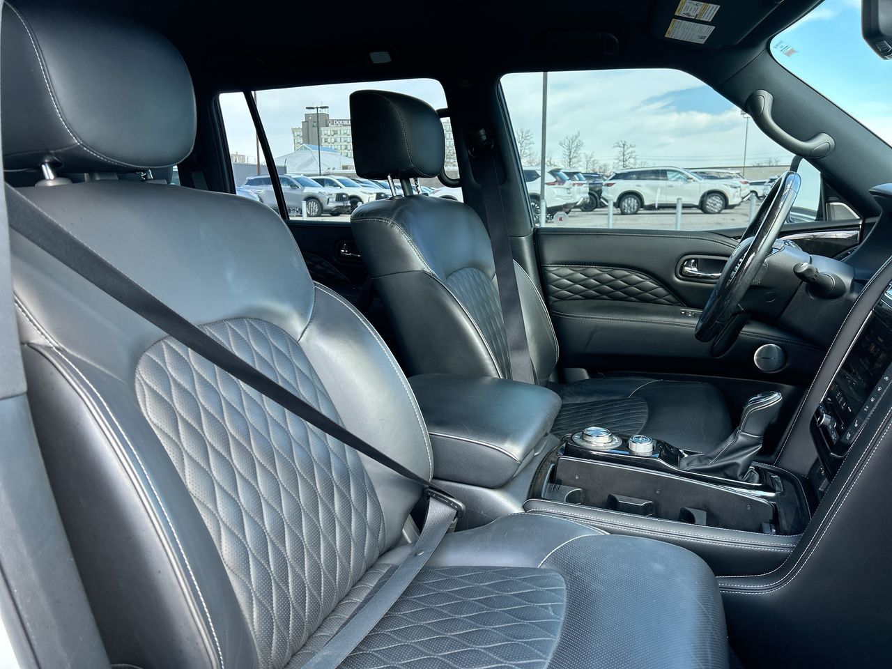 2021 Infiniti QX80 in Mississauga, Ontario