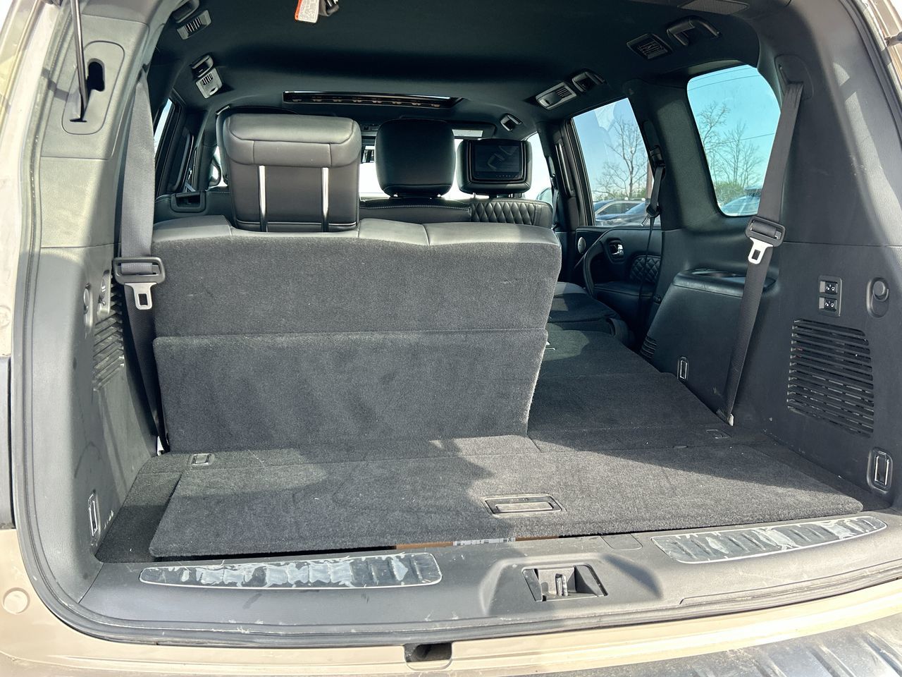 2023 Infiniti QX80 in Mississauga, Ontario