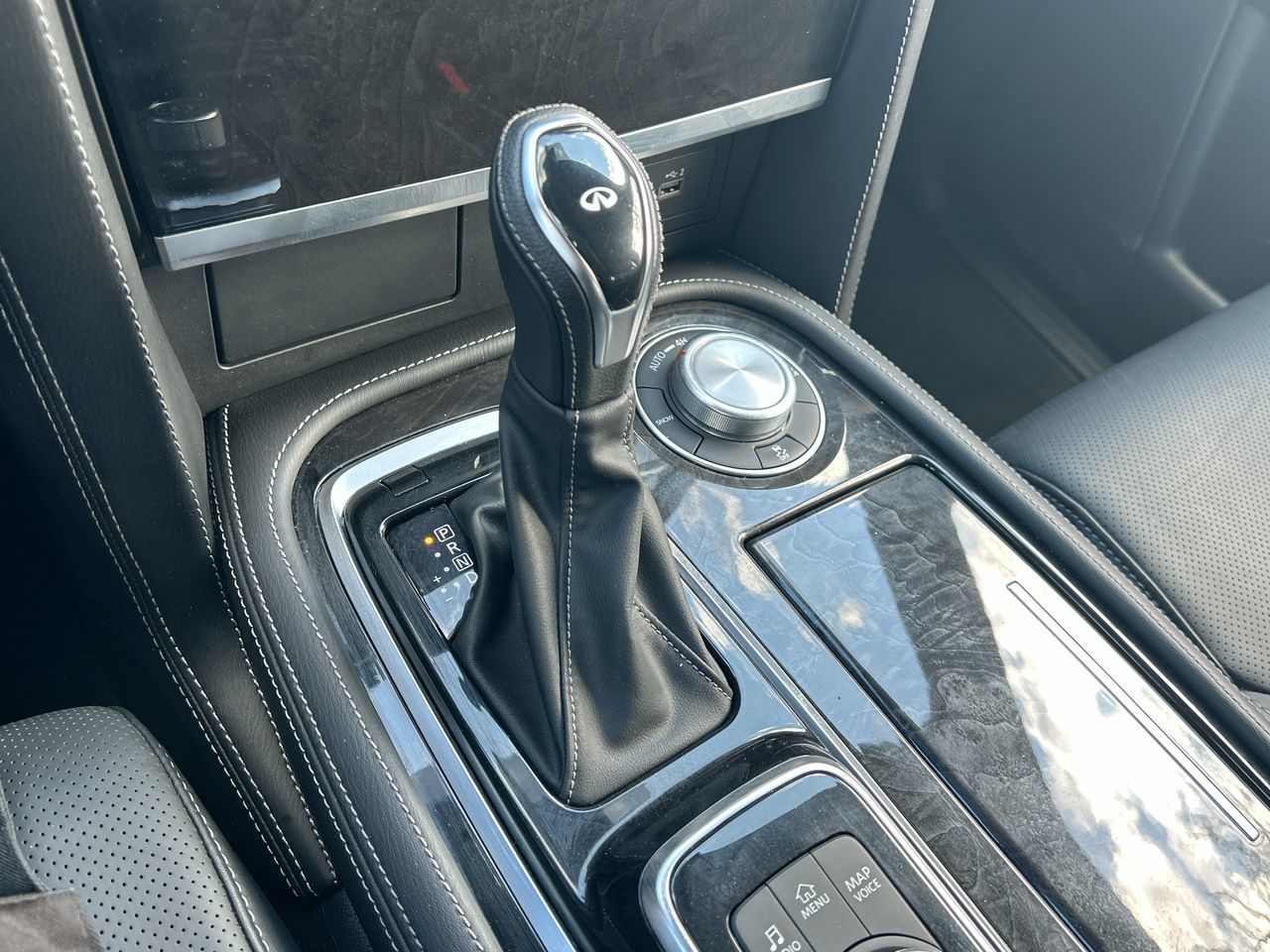 2023 Infiniti QX80 in Mississauga, Ontario