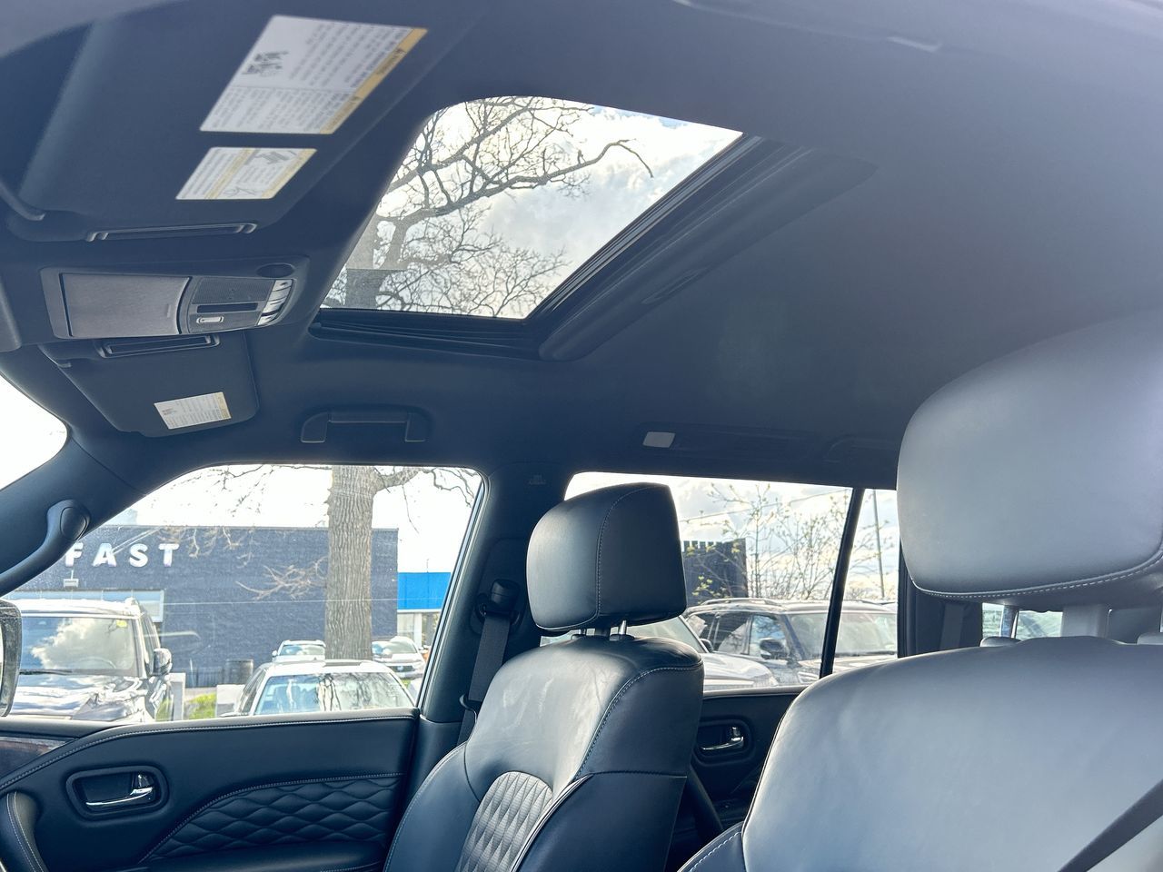 2023 Infiniti QX80 in Mississauga, Ontario