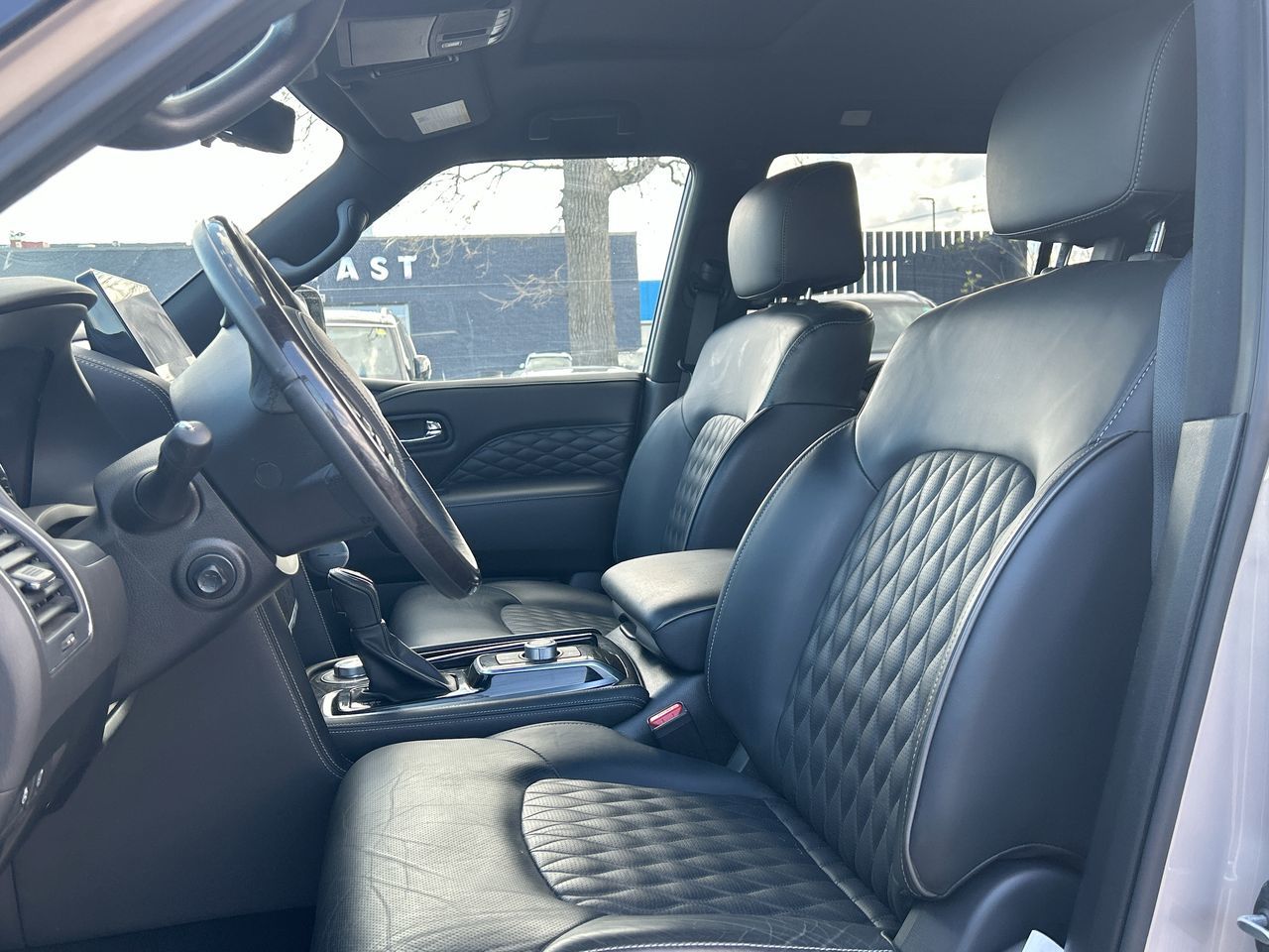 2023 Infiniti QX80 in Mississauga, Ontario
