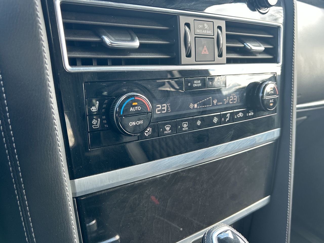 2023 Infiniti QX80 in Mississauga, Ontario