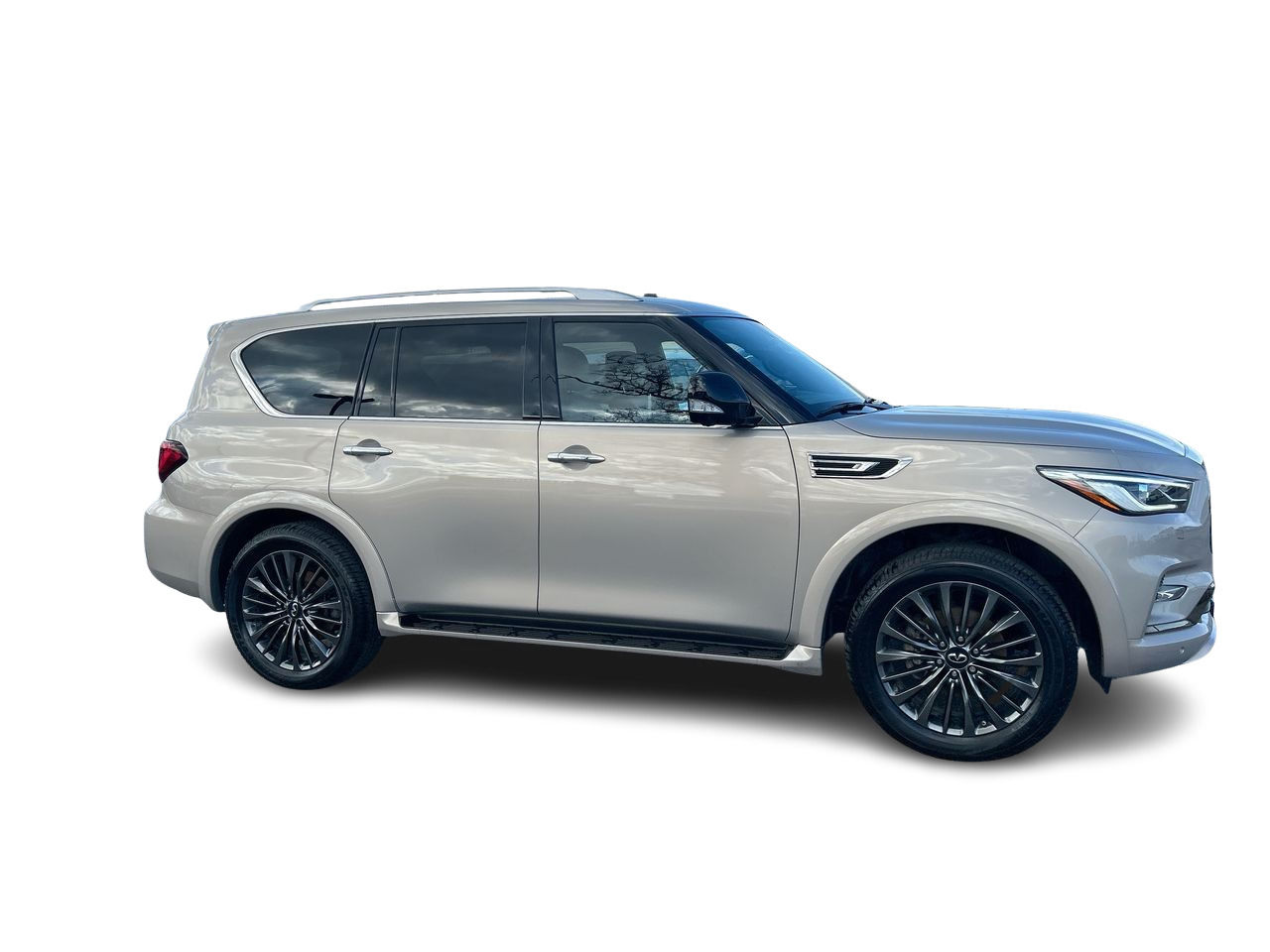 2023 Infiniti QX80 in Mississauga, Ontario