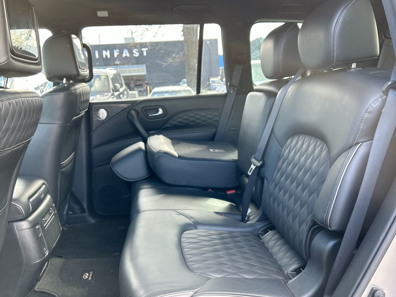 2023 Infiniti QX80 in Mississauga, Ontario