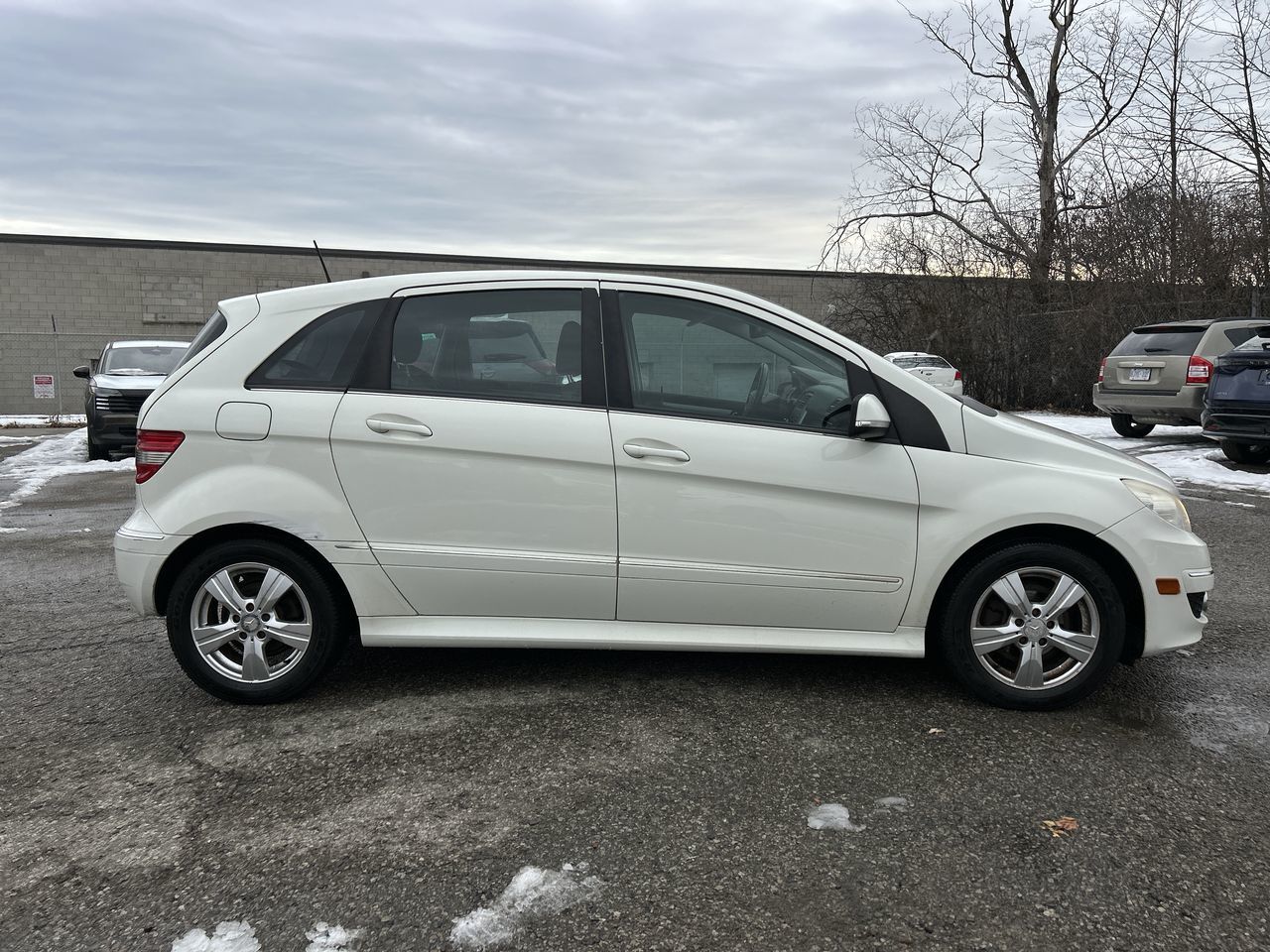 2010 Mercedes-Benz B200 in Mississauga, Ontario