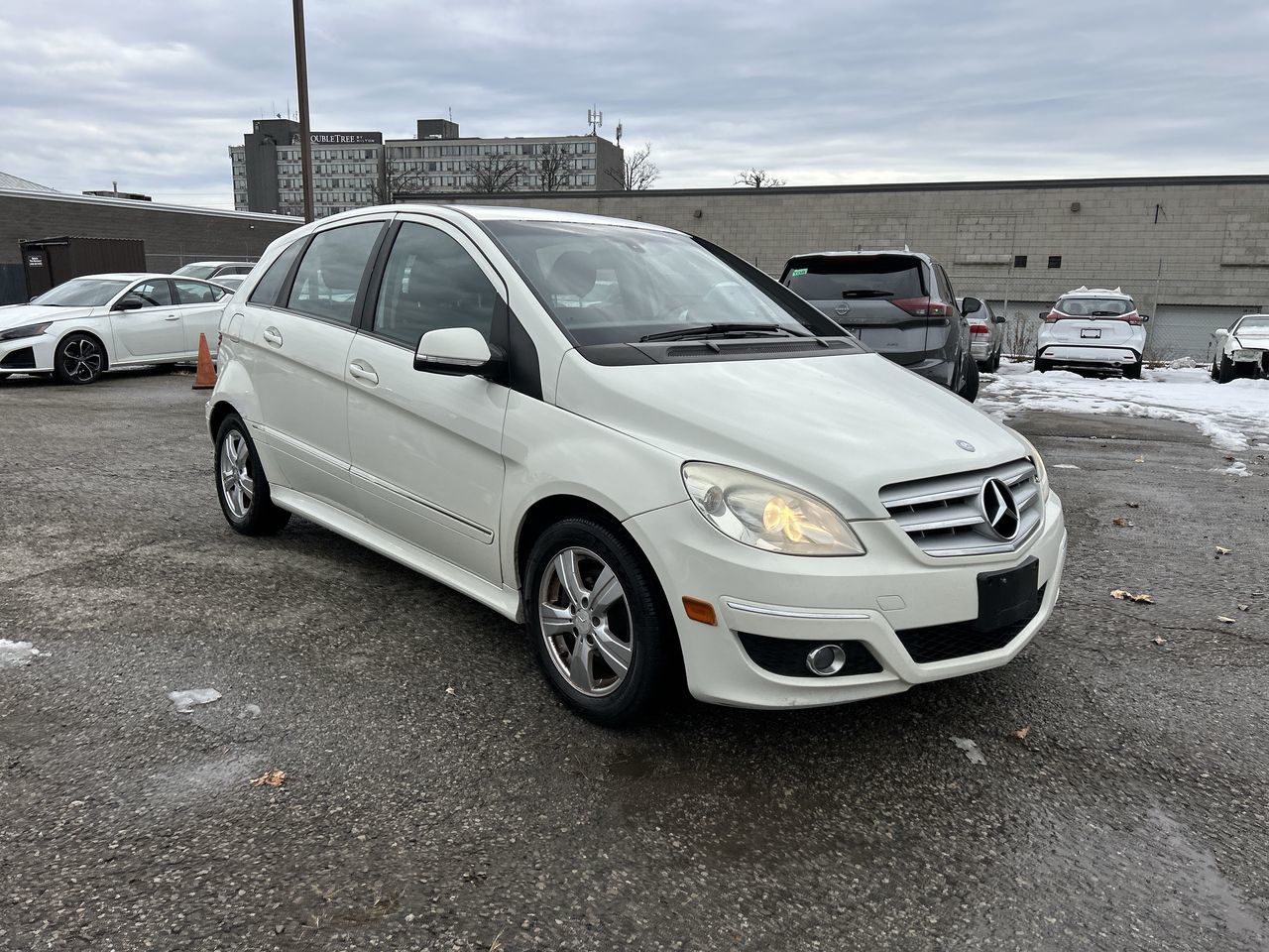 2010 Mercedes-Benz B200 in Mississauga, Ontario