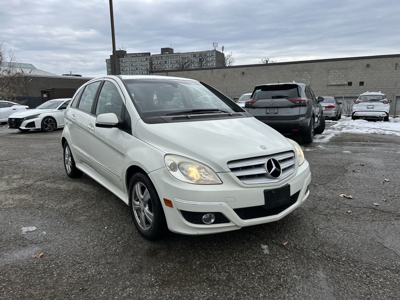 2010 Mercedes-Benz B200 in Mississauga, Ontario
