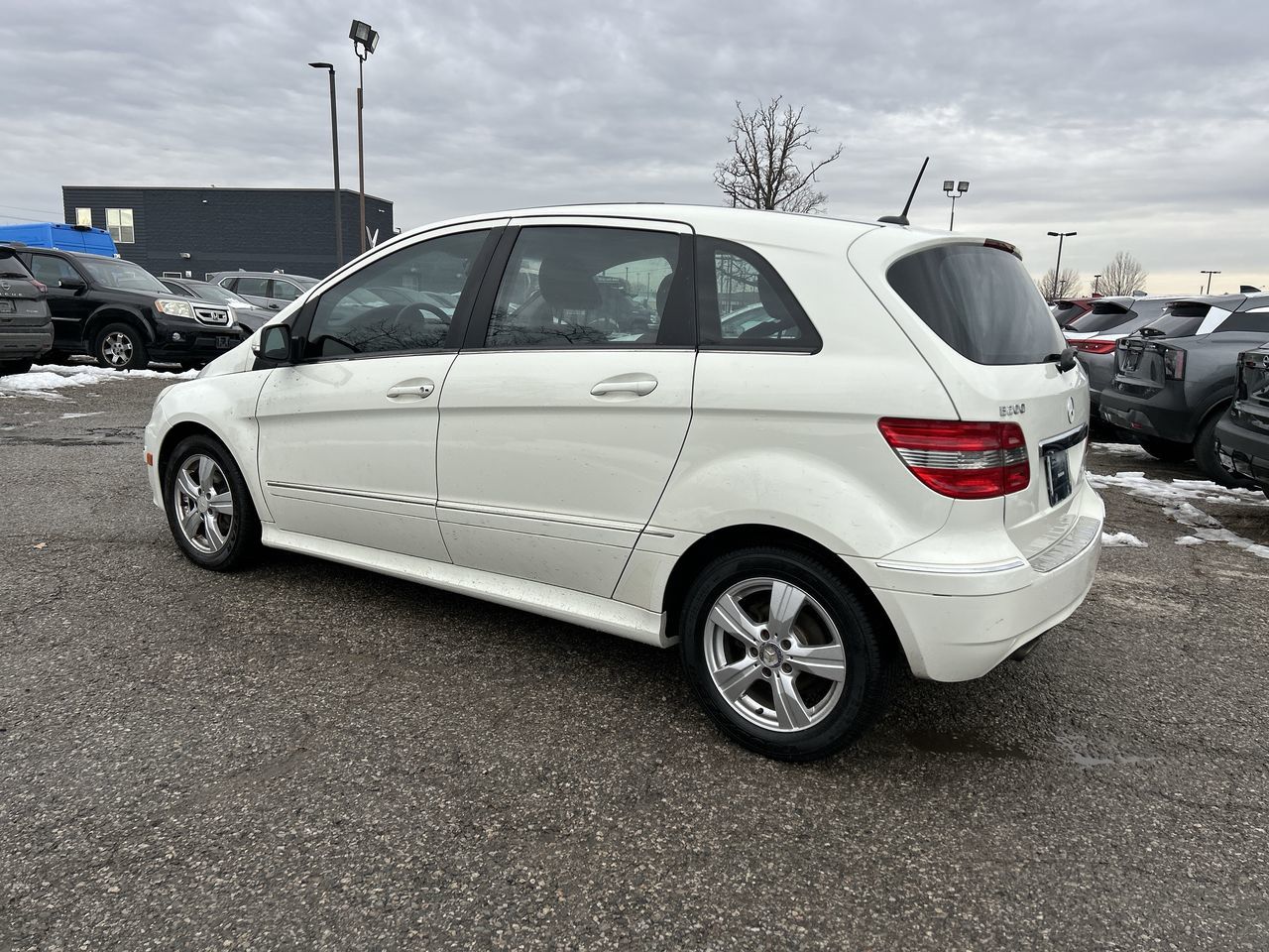 2010 Mercedes-Benz B200 in Mississauga, Ontario
