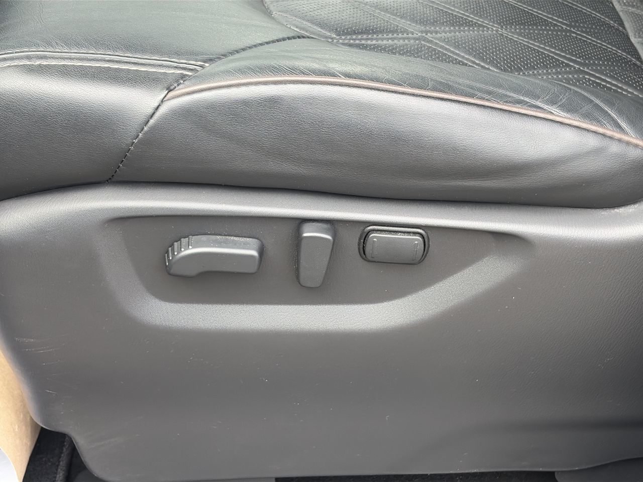 2022 Nissan Armada in Mississauga, Ontario