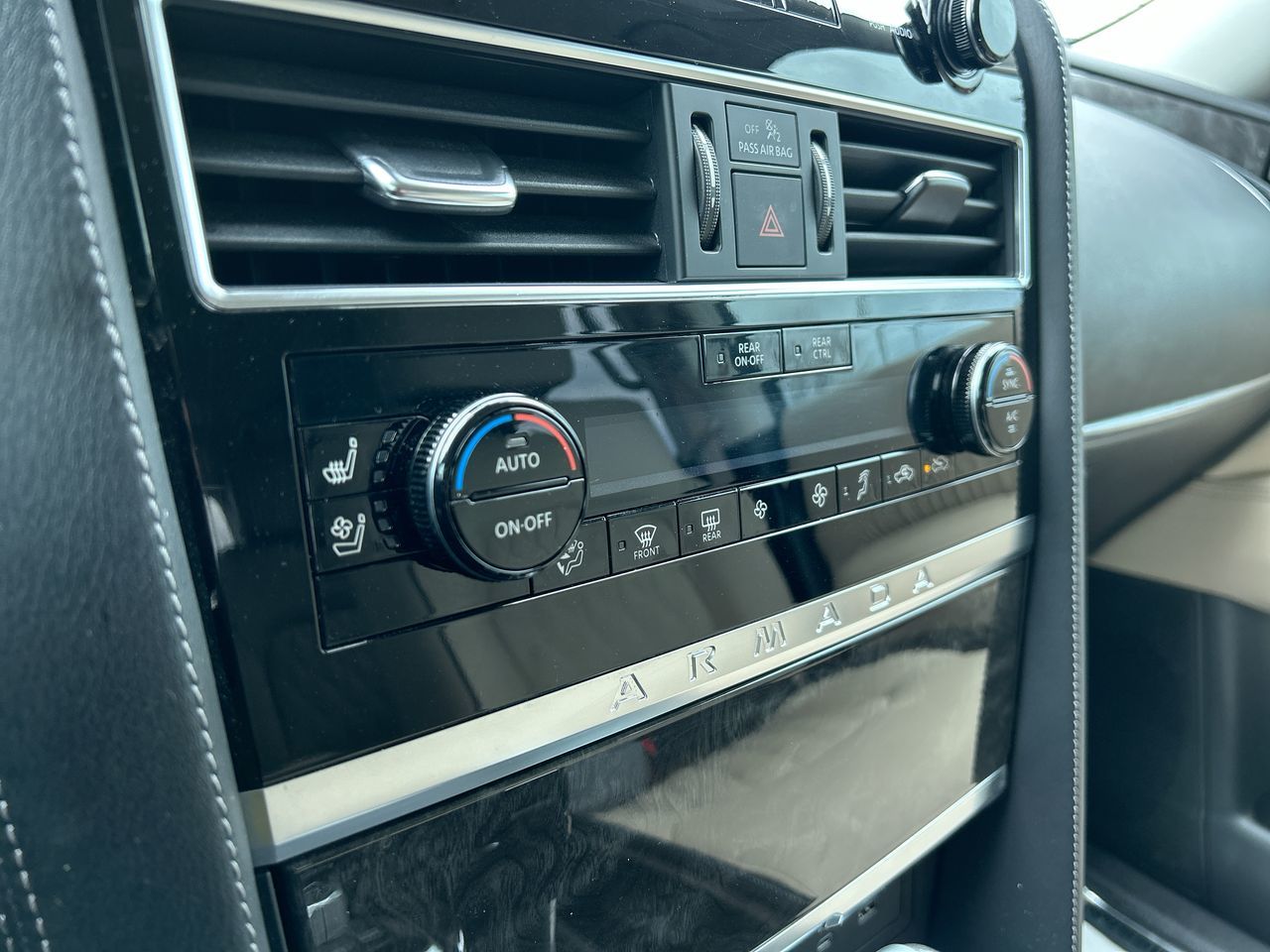 2023 Nissan Armada in Mississauga, Ontario