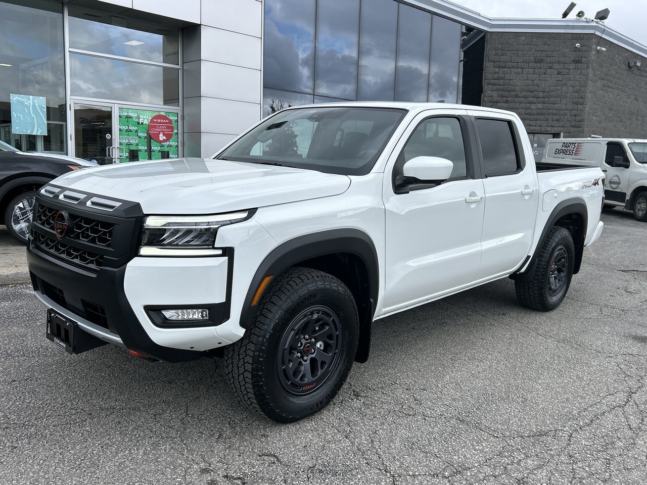 2025 Nissan Frontier in Mississauga, Ontario
