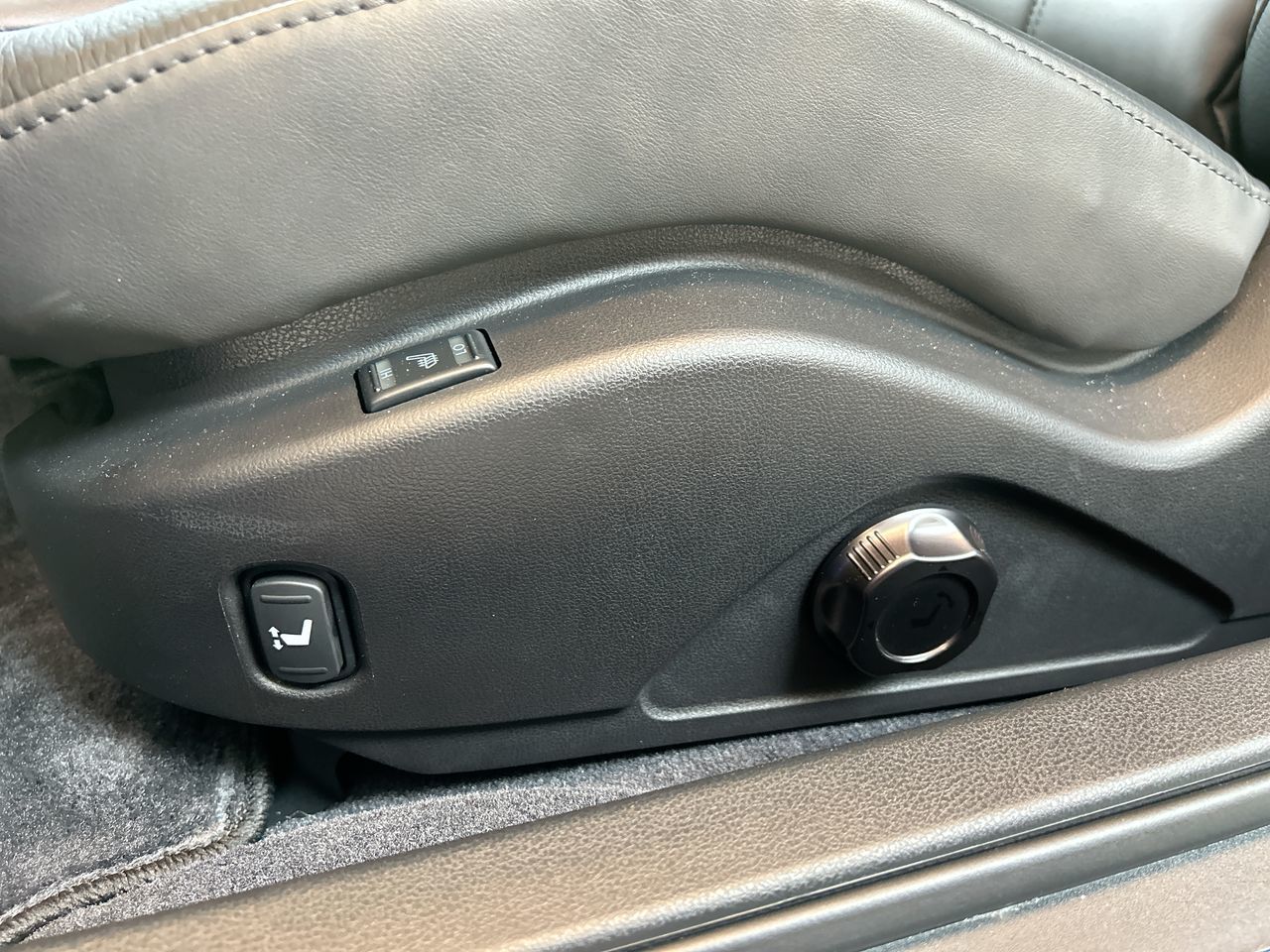 2024 Nissan GT-R in Mississauga, Ontario