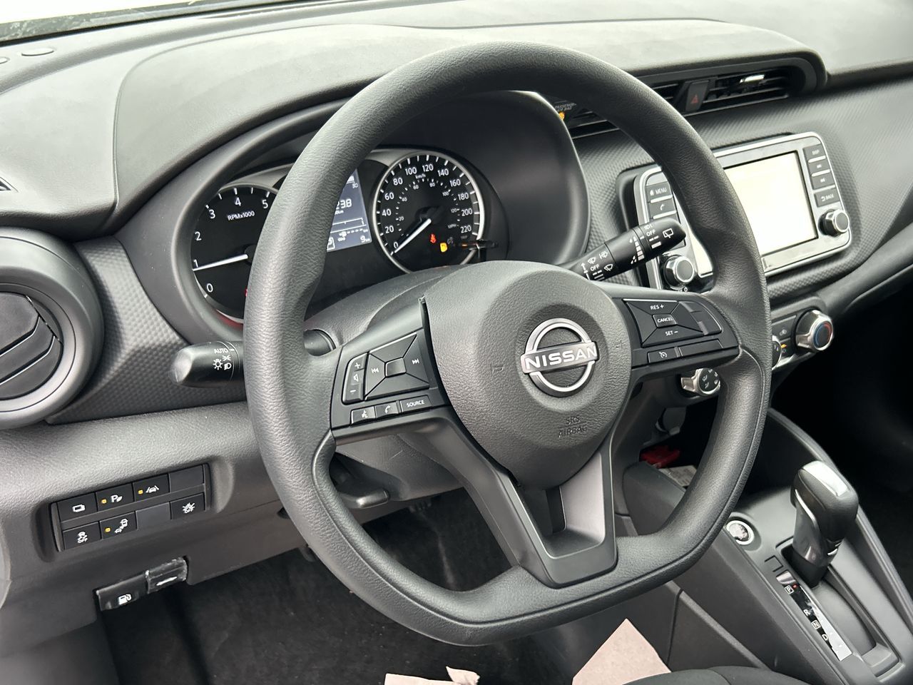 Nissan Kicks Play  2025 à Mississauga, Ontario