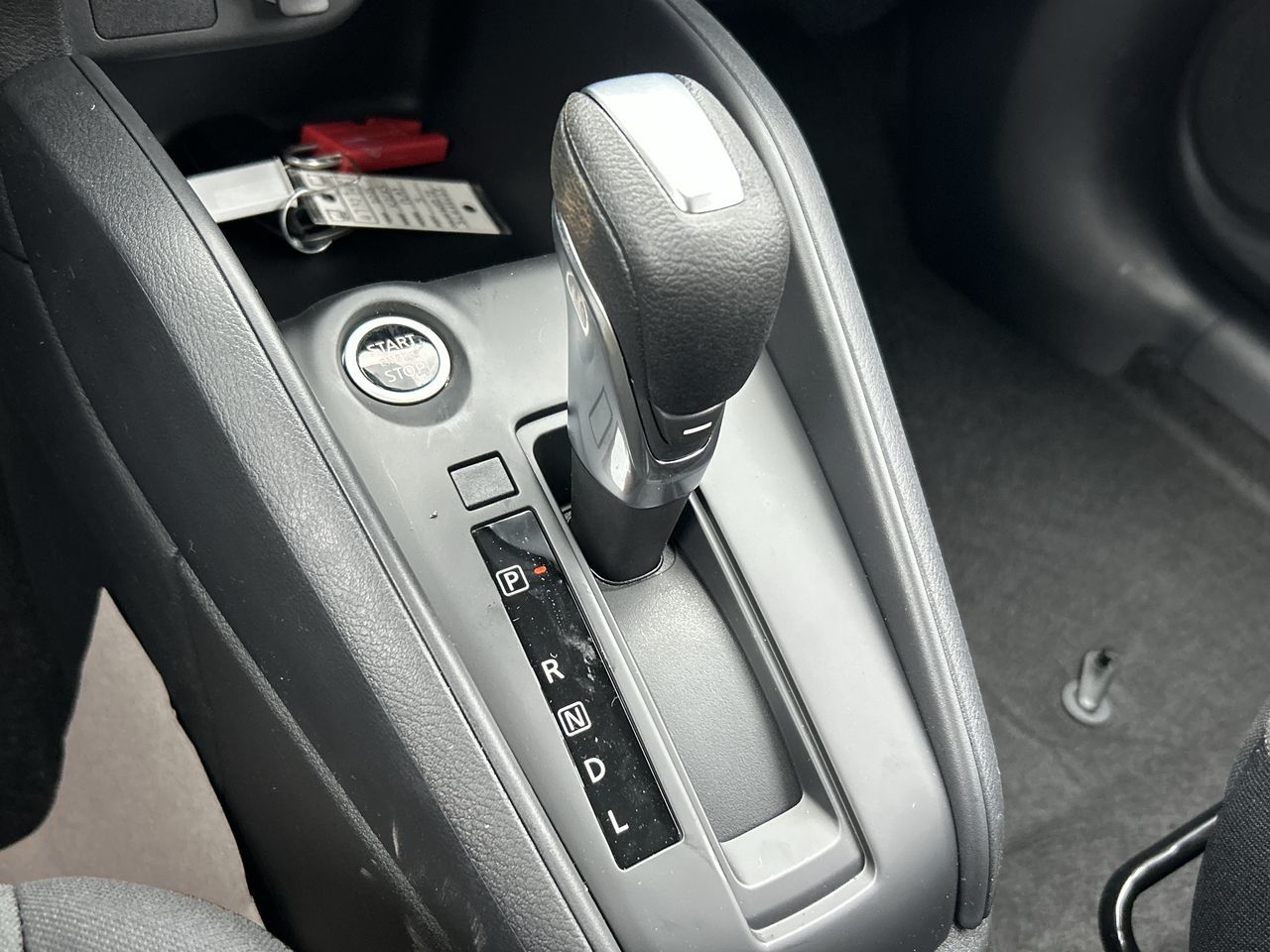 Nissan Kicks Play  2025 à Mississauga, Ontario