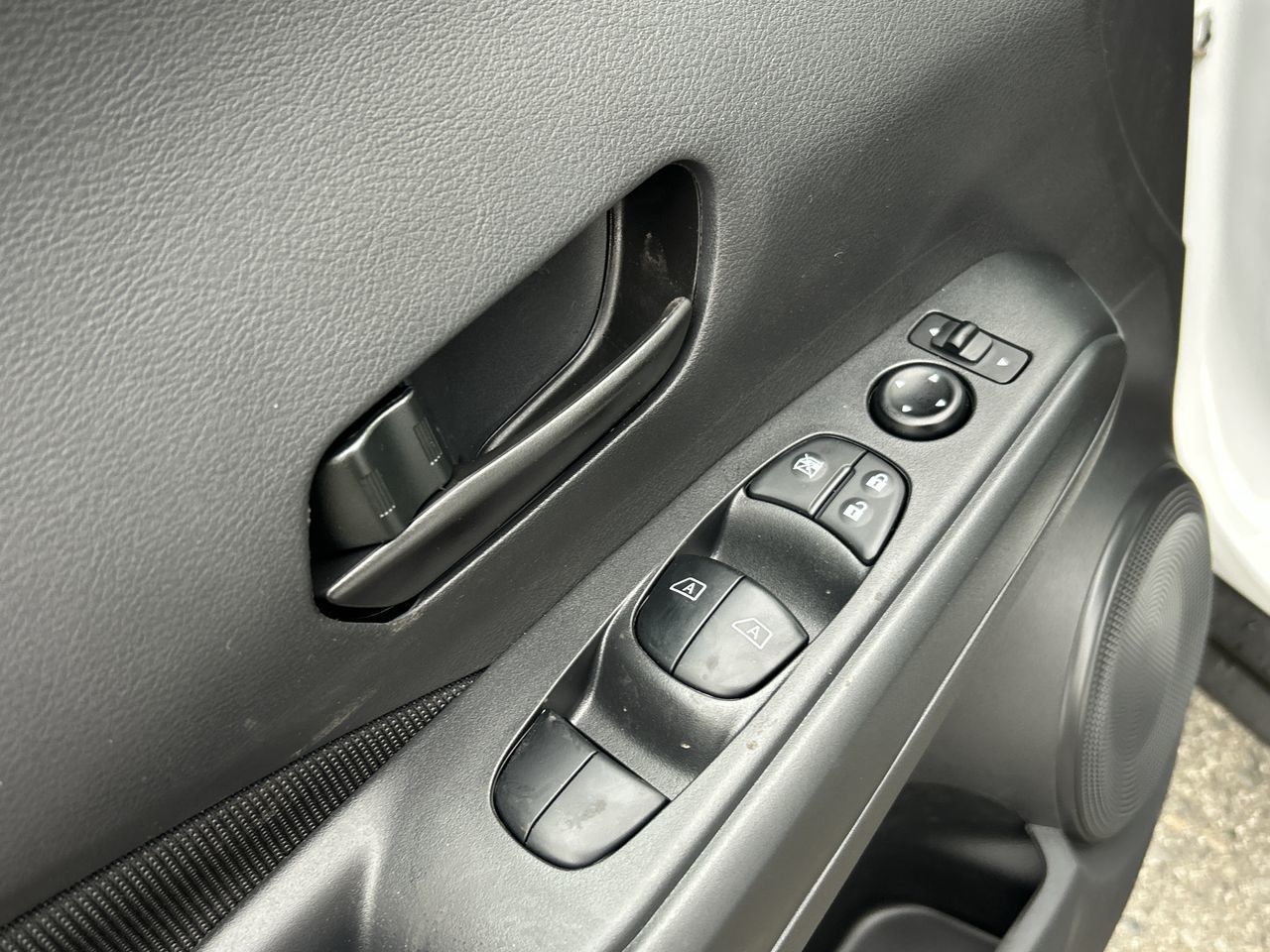 2025 Nissan Kicks Play in Mississauga, Ontario