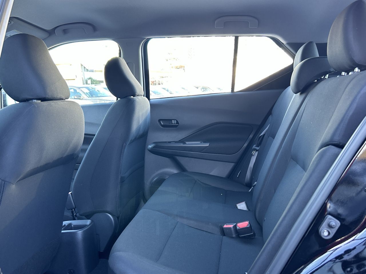 2025 Nissan Kicks Play