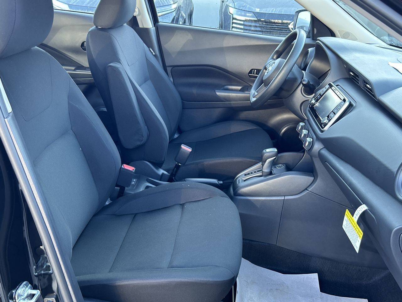 2025 Nissan Kicks Play