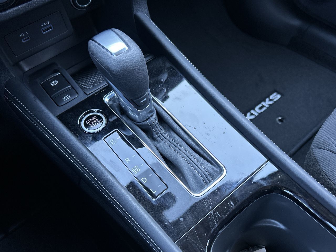 2025 Nissan Kicks Play in Mississauga, Ontario